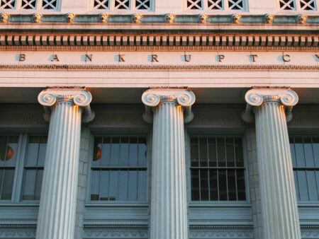 Florida Bankruptcy Court, shot from the outside, in which Kramer solutions are installed