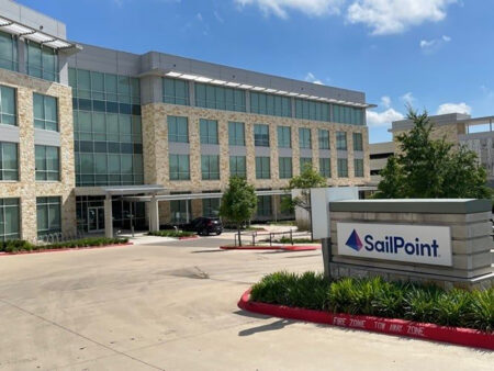 SailPoint: Scalable Hybrid AV Architecture for Divisible Room Collaboration